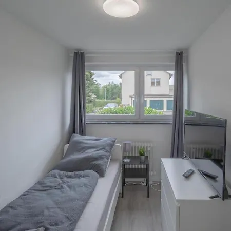 Grosszuegige Monteurwohnung - 4 Schlafzimmer, Kueche & Wlan In - Vl01 Villingen-Schwenningen