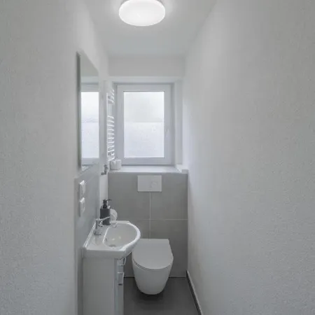 Grosszuegige Monteurwohnung - 4 Schlafzimmer, Kueche & Wlan In - Vl01 Apartment Villingen-Schwenningen
